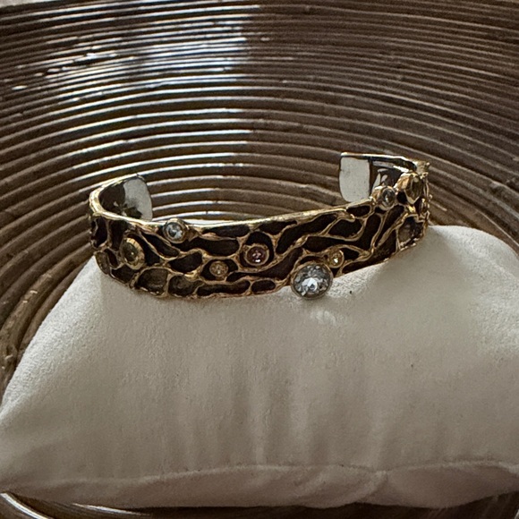 Rustic Cuff Signature - Picture 2 of 2